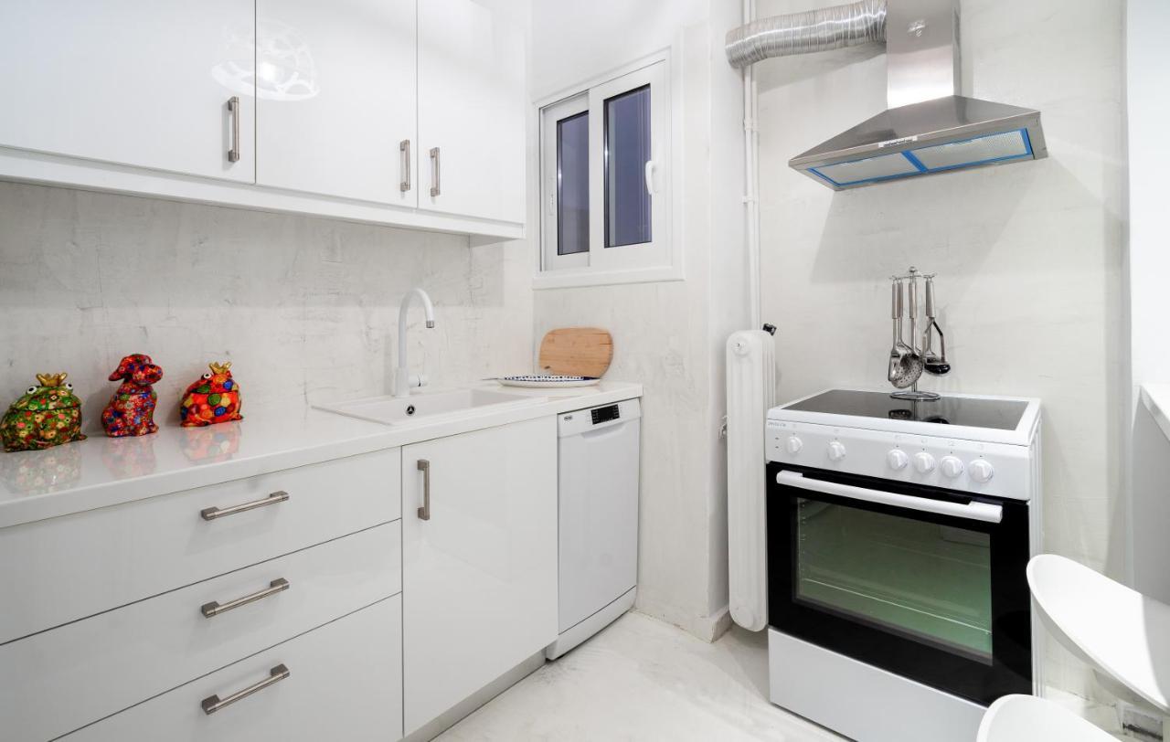 Unique Apartment In Glyfada Center Atenas Exterior foto